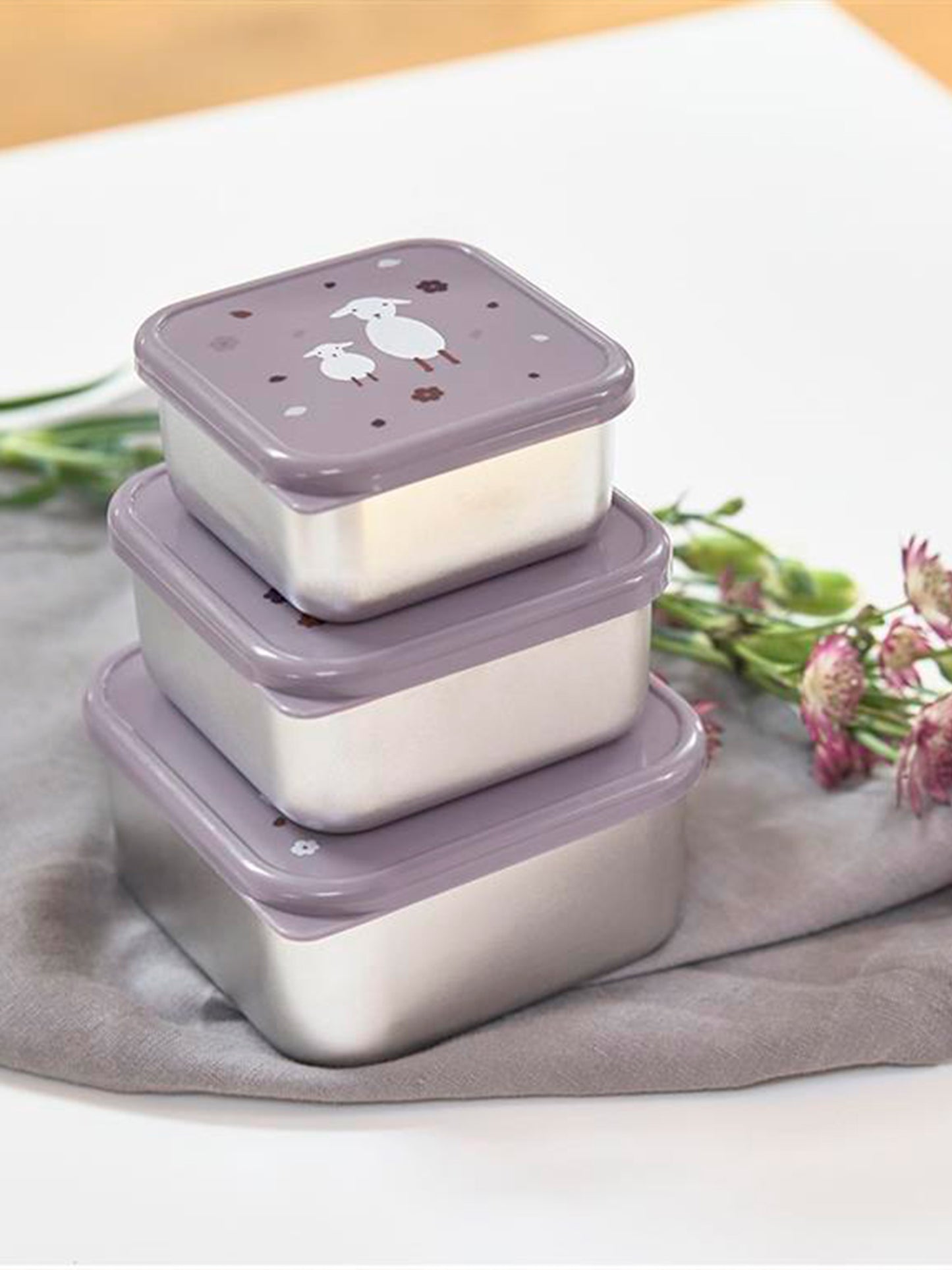 3 TUPPER-CAJA ALMUERZO ACERO LILAC Lassig KIDSME