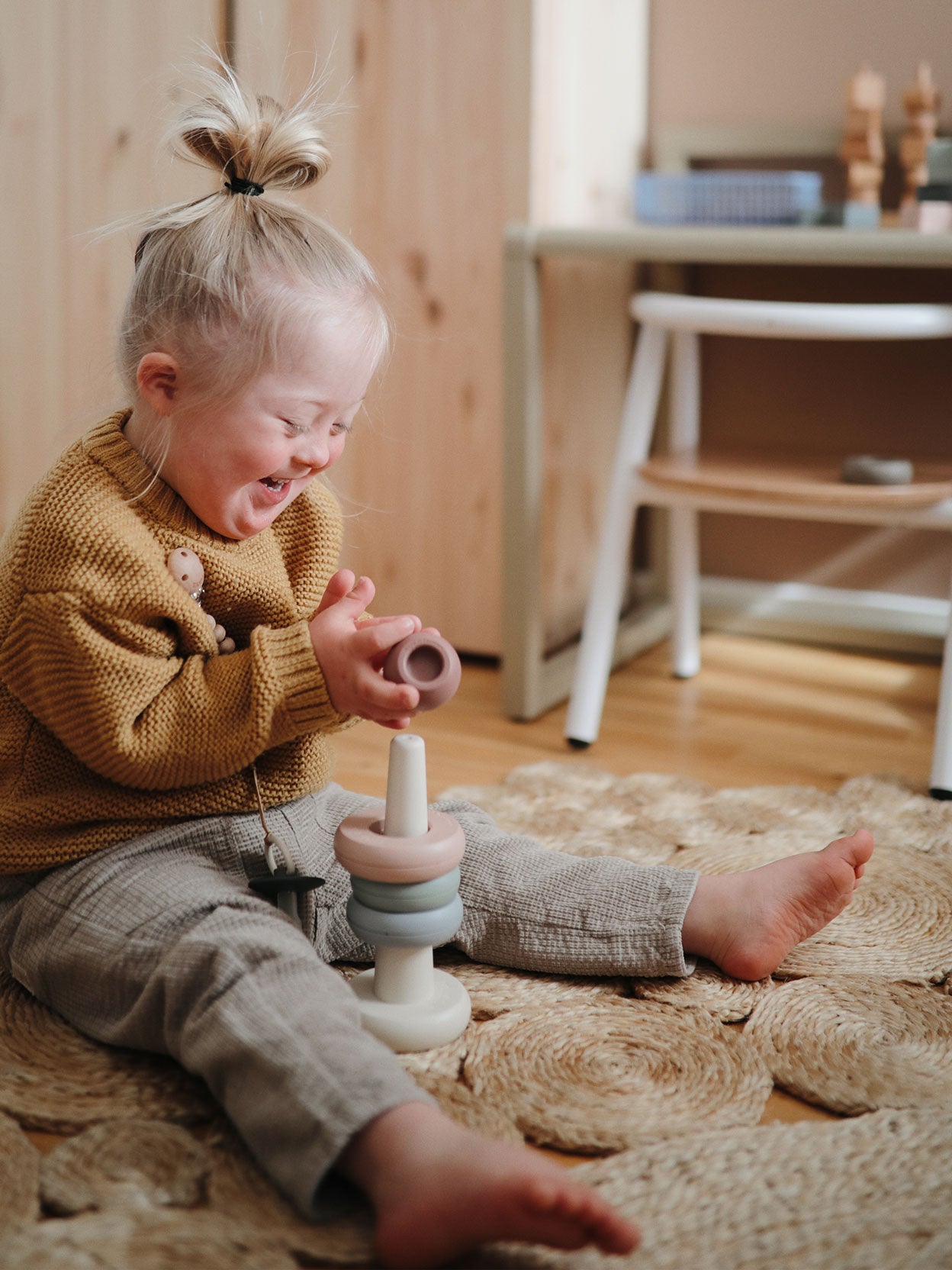 PIRÁMIDE APILABLE ORIGINAL Mushie KIDSME