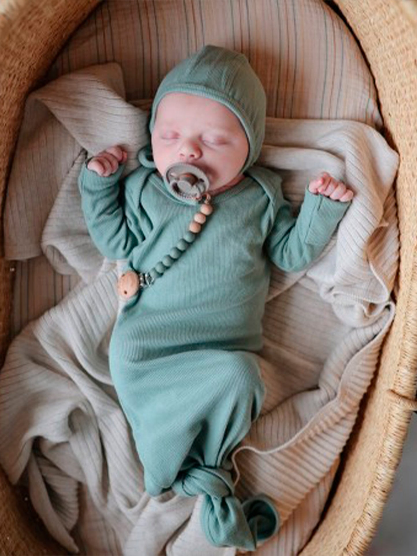 BODY ALGODÓN ORGÁNICO NUDO ROMAN GREEN Mushie KIDSME