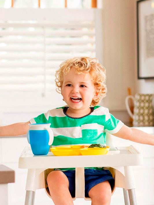 TAZA ANTIGOTEO MIRACLE 360º CON ASA Y TAPA AZUL Munchkin KIDSME