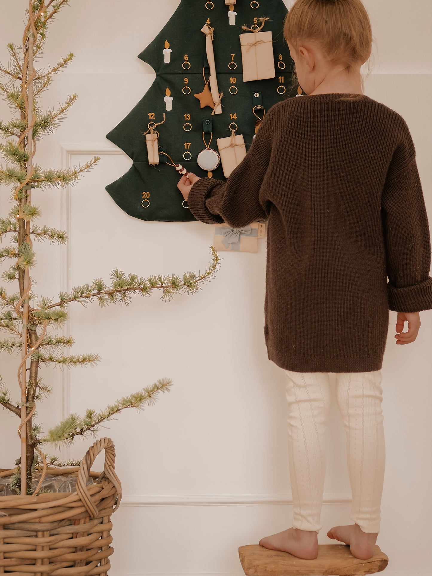 OCHER EMBROIDERED ADVENT CALENDAR