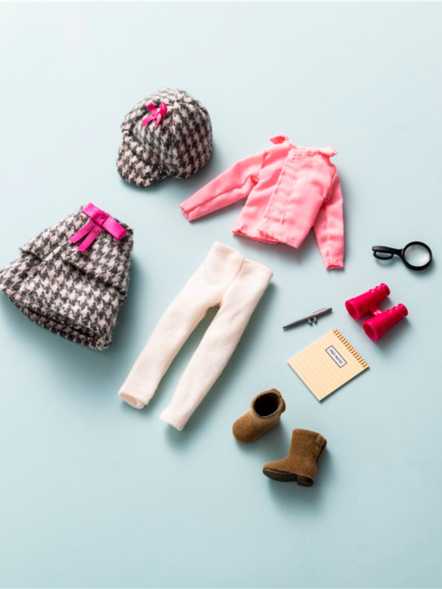 MEDIUM SOFT PINK DOLL