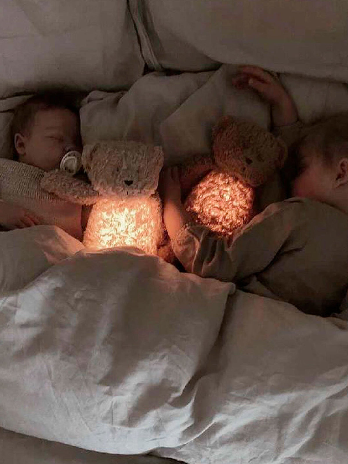 OSO DE PELUCHE LUZ Y SONIDO SAND NATURE Moonie KIDSME