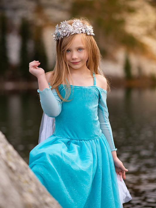 SNOW WHITE COSTUME 