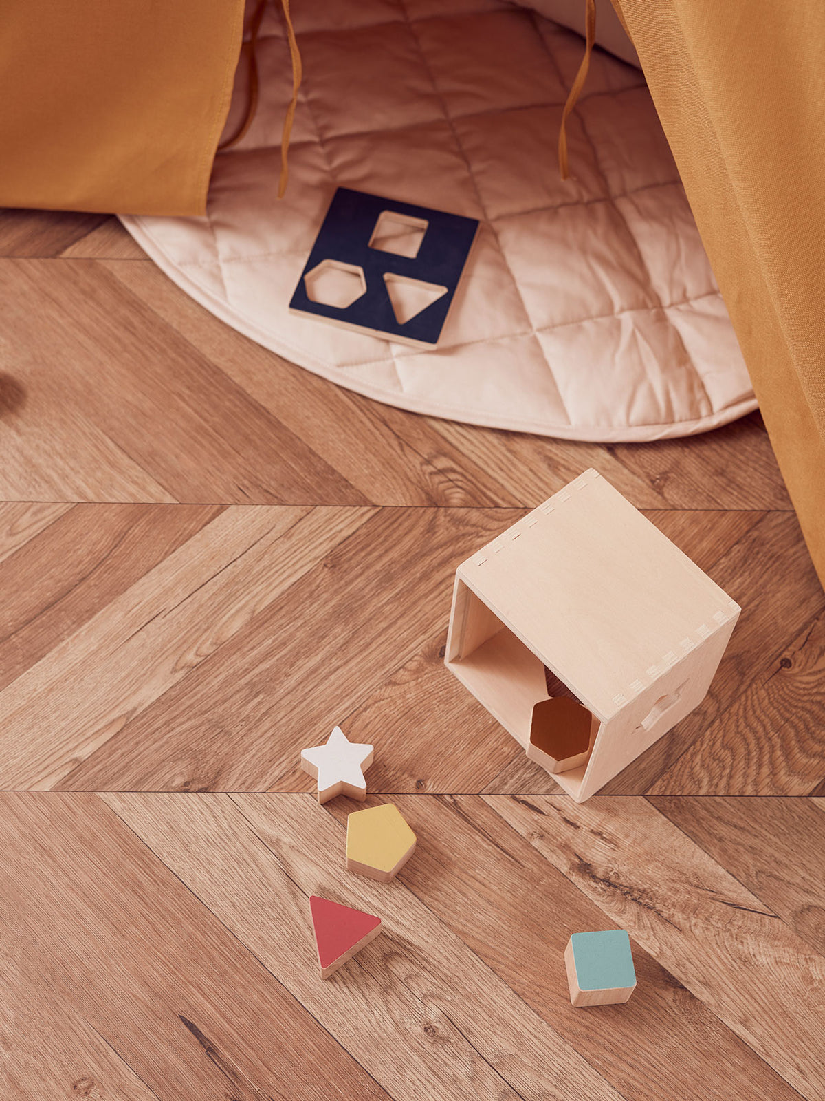CAJA DE FORMAS AIDEN Kids Concept KIDSME