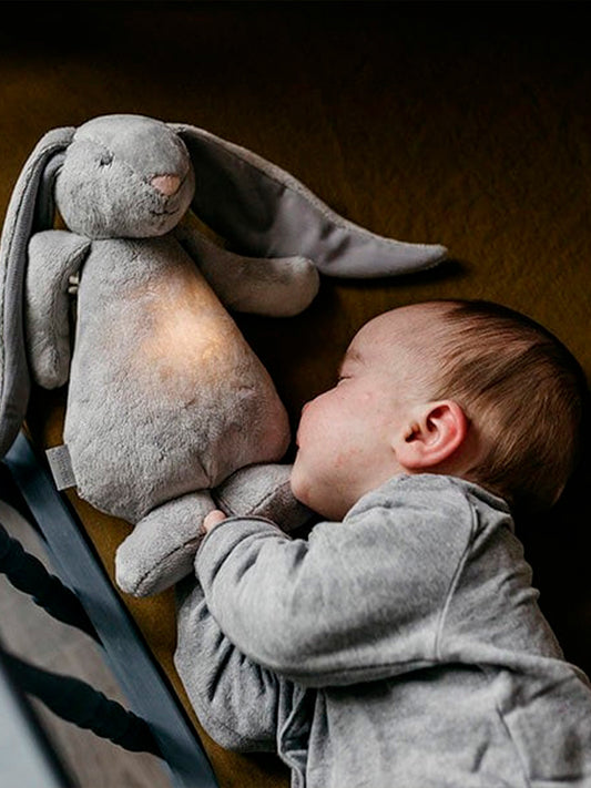 CONEJO DE PELUCHE LUZ Y SONIDO CLOUD Moonie KIDSME
