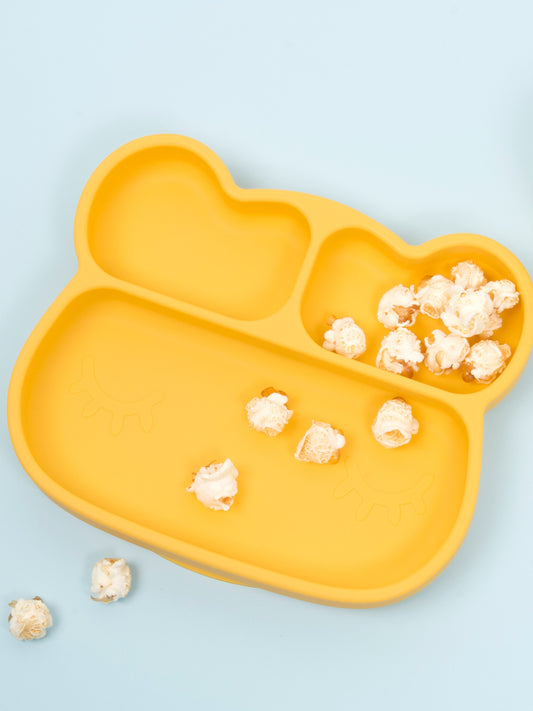 PLATO CON VENTOSA OSO AMARILLO we might be tiny KIDSME