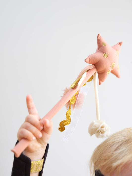 VARITA MÁGICA OLD ROSE Fabelab KIDSME